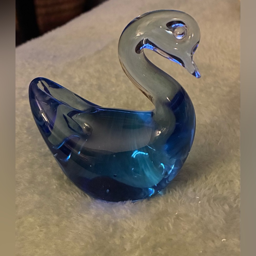 Vintage Art Glass Hand Blown Blue Swan Figurine Paperweight 3” X 3.25”